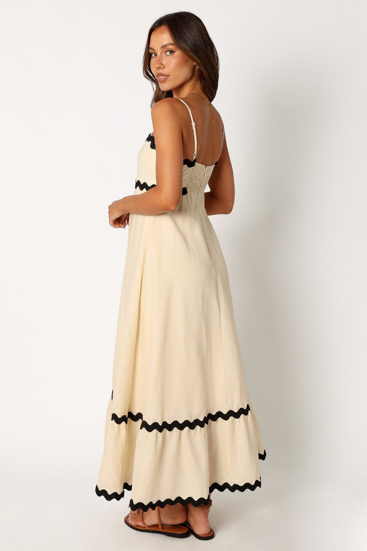 vestido-midi-creme-solto-rodado-dalileh